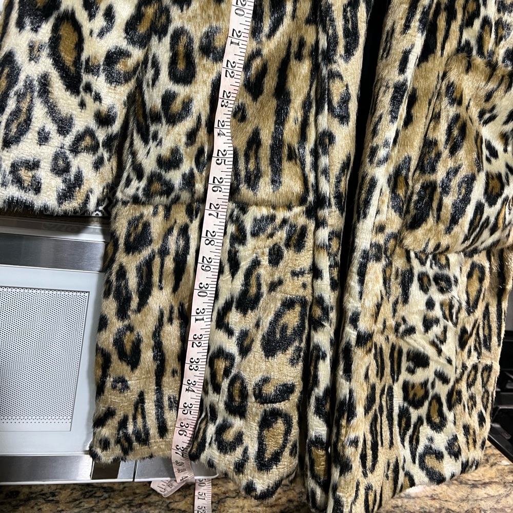 Halcyon faux fur coat size M🖤🖤🖤 - Picture 9 of 12